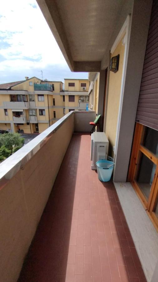 La Casa Dei Viaggiatori - Viareggio - Posto Auto Gratuito Apartment Екстериор снимка
